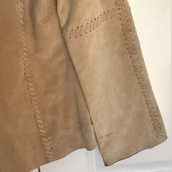 Charlotte Russe tan genuine leather jacket w/stitching, button closure lined, L - Picture 7 of 11